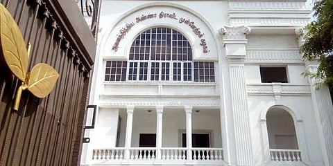 ஆர்.கே.நகர் அதிமுக வேட்பாளர் யார்..?