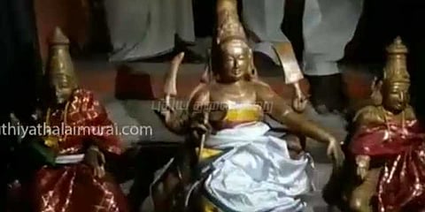 அறநிலையத்துறையினர் பாதுகாப்பில் 300 ஆண்டுகள் பழமையான சிலைகள்