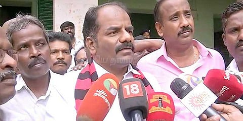 ஆர்.கே நகரில் தேர்தல் விதிமுறைகள் மீறல்: மருதுகணேஷ் புகார்
