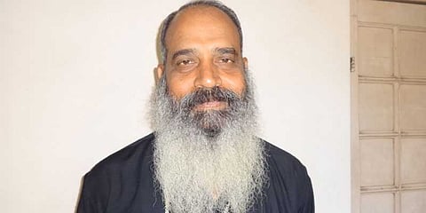 மதச்சார்பற்ற கட்சிக்கு வாக்களியுங்கள் என்று கூறிய பாதிரியாருக்கு தேர்தல் ஆணையம் நோட்டீஸ்