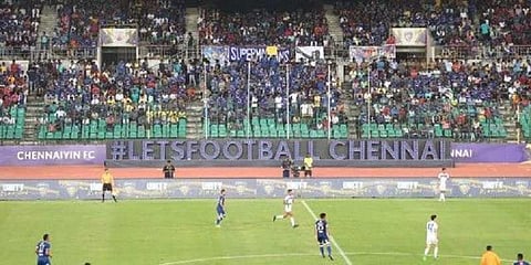 ஐஎஸ்எல் போட்டியில் அநாகரீகமாக நடந்து கொண்ட கால்பந்து ரசிகர்கள் கைது