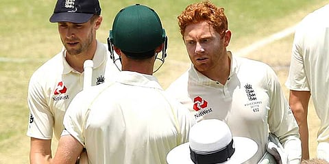 மீண்டும் ஒரு ’பார்’ மோதல்: இங்கிலாந்து கிரிக்கெட் வீரர்களுக்கு எச்சரிக்கை!