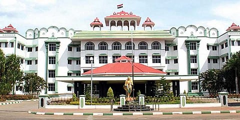 தஞ்சையில் ரயில்வே மேம்பாலத்தை திறக்க நீதிமன்றம் தடை