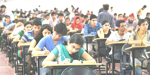 அடுத்த ஆண்டு முதல் ஐசிஎஸ்இ மற்றும் ஐஎஸ்சி தேர்ச்சி மதிப்பெண் மாற்றம்