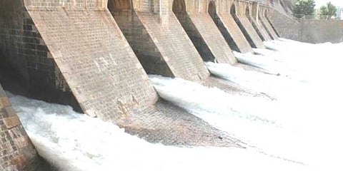 தொடர் மழையால் அணைகளுக்கு நீர்வரத்து அதிகரிப்பு