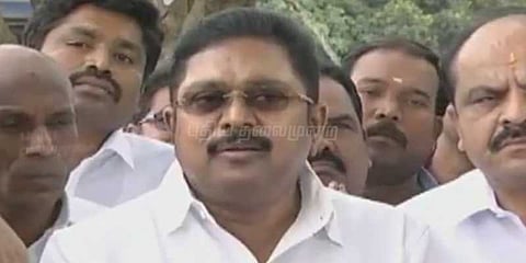 ஆர்.கே.நகரில் டிடிவி தினகரன் மீண்டும் போட்டி