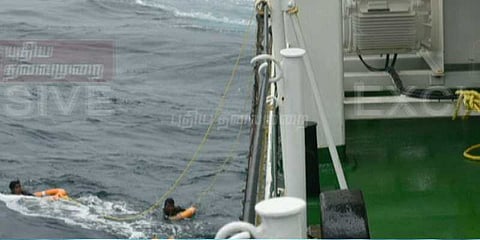 கடலில் தத்தளித்த 79 கேரள மீனவர்கள் மீட்பு