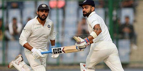 இலங்கை வீரர்களை அதிரடியால் சோதித்த முரளி-கோலி ஜோடி: இந்தியா 371/4