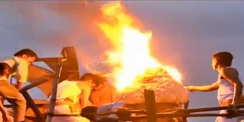 திருவண்ணாமலையில் மகாதீபம் ஏற்றம்: பல்லாயிரக்கணக்கில் பக்தர்கள் தரிசனம்