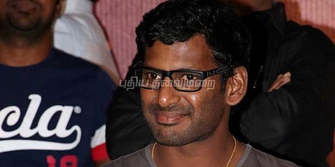 ஆர்.கே.நகர் தொகுதியில் நடிகர் விஷால் போட்டி