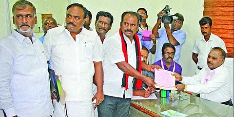 ஆர்.கே.நகர் இடைத்தேர்தல்: நாளையுடன் நிறைவடைகிறது வேட்புமனு தாக்கல்