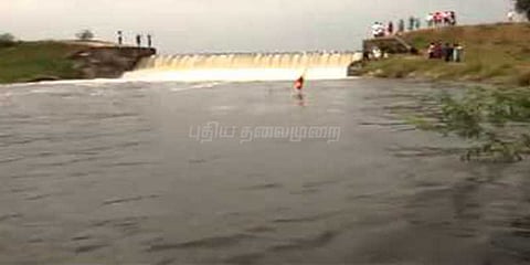 செய்யாற்று வெள்ளத்தால் 6 கிராம மக்கள் பாதிப்பு