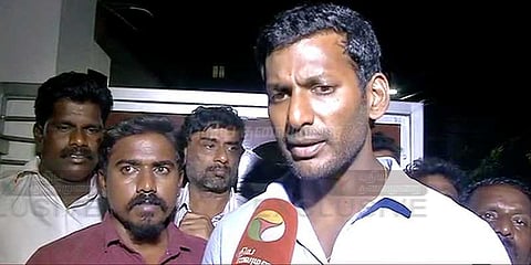 வேட்புமனு ஏற்கப்பட்டதாக தேர்தல் அதிகாரியே கூறினார்: விஷால்