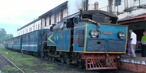 ஊட்டி மலை ரயில் சேவை மீண்டும் தொடக்கம்