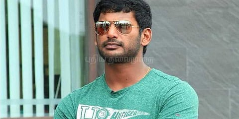 புகார் மனுவில் பெறுநர் முகவரியை தவறாக குறிப்பிட்ட விஷால்