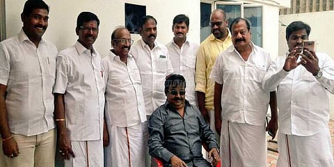 சிகிச்சைக்கு பின் சென்னை திரும்பினார் விஜயகாந்த்