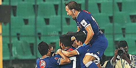 ஐஎஸ்எல் கால்பந்து: முதலிடத்தில் சென்னையின் எஃப்சி