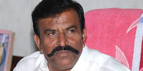 ஆர்.கே.நகரில் ஆளும்கட்சி பின்னடைவை சந்திக்கும்: முன்னாள் அமைச்சர்