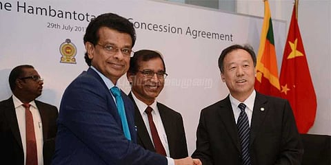 இலங்கை துறைமுகத்தை 99 ஆண்டுகள் லீசுக்கு எடுத்த சீன நிறுவனம்