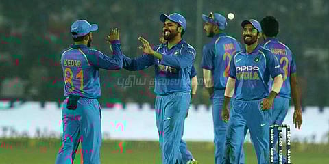 முதல் ஒரு நாள் கிரிக்கெட் போட்டி: சாதிக்குமா இந்தியா?