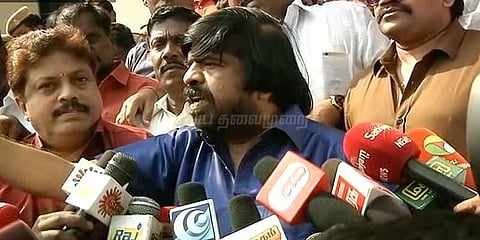 எதிர்ப்பவர்களை பேச அனுமதிக்காதது ஜனநாயகமா?: டி.ஆர். கேள்வி!