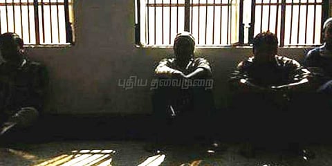 புதுச்சேரியில் சிறைக்கைதிகள் உண்ணாவிரதம்