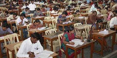 குரூப் 4, வீஏஒ தேர்வுகளுக்கு விண்ணப்பிக்க இன்று கடைசி நாள்