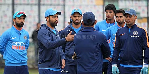 இந்தியா பேட்டிங்: ஆடும் லெவனில் வாஷிங்டன் சுந்தர்