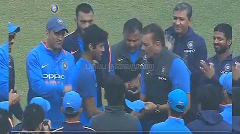 இந்திய கிரிக்கெட்டில் இளம் வயதிலேயே இடம் பிடித்த வீரர்கள் யார், யார்?