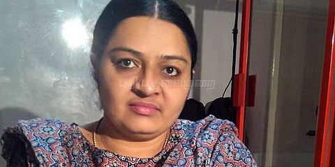 ஜெயலலிதா வீட்டின் சமையல்காரரிடம் விசாரணை நடத்த தீபா கோரிக்கை
