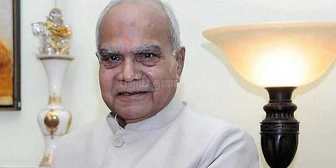 ஆளுநரின் பாதுகாப்பு வாகனம் மோதி இருவர் உயிரிழப்பு