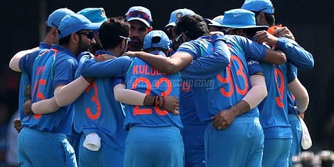 இந்திய கிரிக்கெட் அணி பந்துவீச்சு: டீமுக்கு திரும்பினார் குல்தீப்!