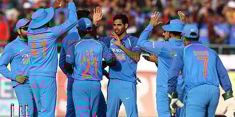 இந்திய அணிக்கு 216 ரன்கள் இலக்கு