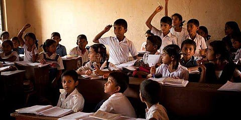 பள்ளிகளில் கிறிஸ்துமஸ் கொண்டாடக் கூடாது: இந்து அமைப்பு மிரட்டல்