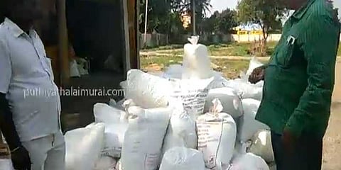 ஆந்திராவுக்கு டன் கணக்கில் கடத்தப்படும் ரேஷன் அரிசி