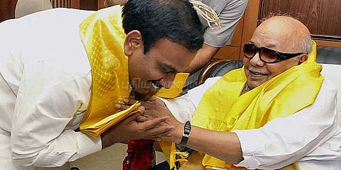 பனிக்குடத்தில் பத்திரப்படுத்திய தாய் கருணாநிதி: ஆ.ராசா உருக்கம்