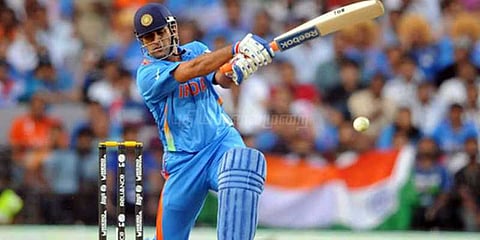 டி20-யில் நான்காவதாக களமிறங்கி அசத்திய வீரர்கள்: தோனிக்கு முதலிடம்