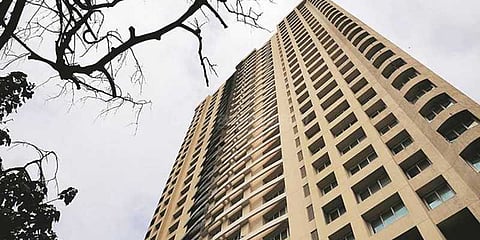 ஆதர்ஷ் ஊழலில் ஆளுநர் வழக்கு அனுமதி ரத்து: நீதிமன்றம் அதிரடி