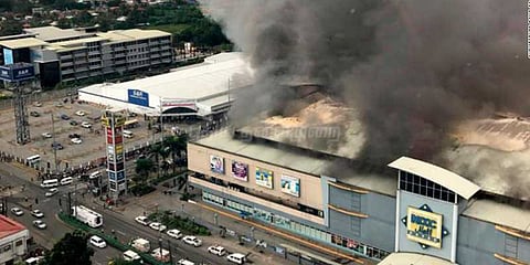 வணிகவளாகத்தில் தீ விபத்து: 37 பேர் பரிதாப பலி!