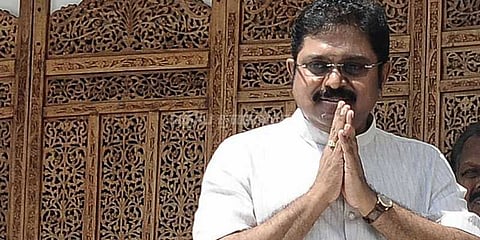 10வது சுற்று முடிவில் 48,808 வாக்குகளுடன் தினகரன் முன்னிலை