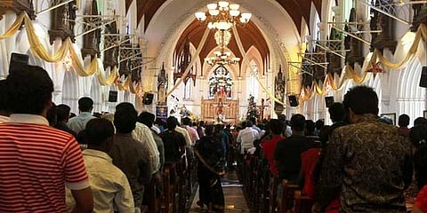 கிறிஸ்துமஸ் பண்டிகை: கோலாகல கொண்டாட்டம்