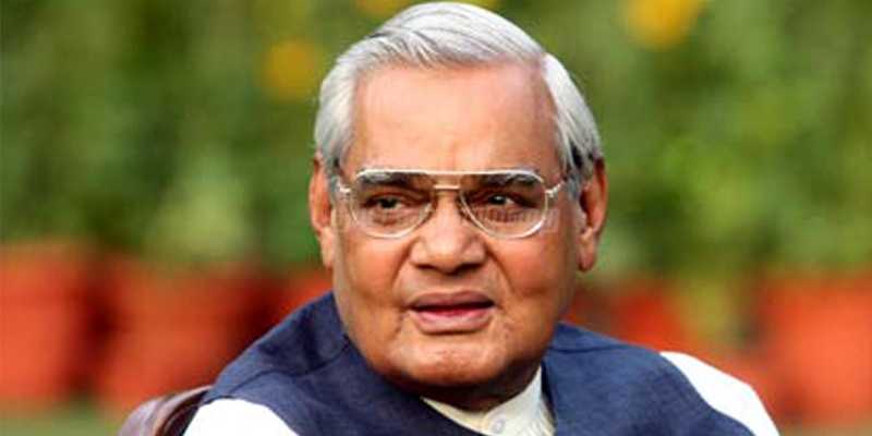 வாஜ்பாய்க்கு மோடி பிறந்தநாள் வாழ்த்து