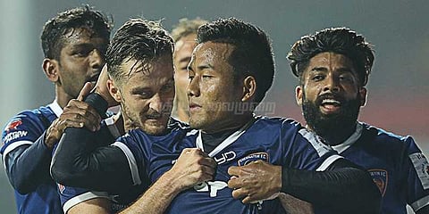 ஐஎஸ்எல் கால்பந்து: புள்ளி பட்டியலில் சென்னை முதலிடம்