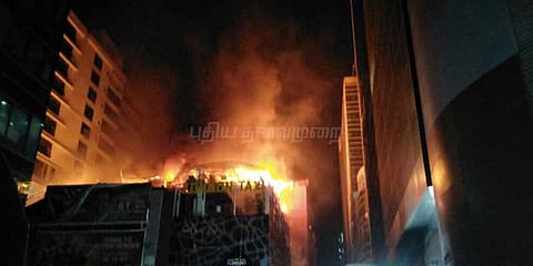 மும்பையில் நள்ளிரவில் தீ விபத்து: 14 பேர் பலி