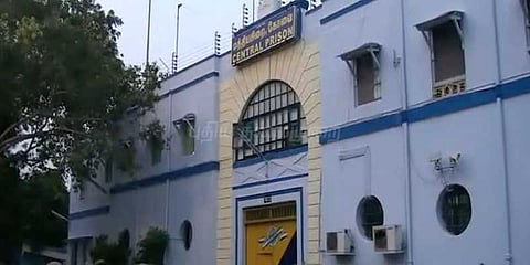 கோவை மத்திய சிறையில் விசாரணைக் கைதி தற்கொலை