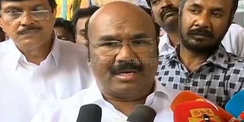 அதிமுக அரசு பெரும்பான்மையை நிரூபிக்க தயார்: ஜெயக்குமார்