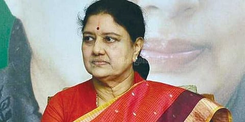 மவுன விரதத்தில் சசிகலா: விசாரணை ஆணையம் முன் ஆஜராக மாட்டார் எனத் தகவல்