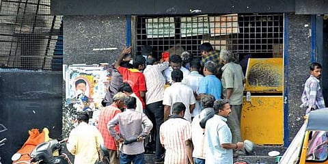 டாஸ்மாக் கடைகளை அகற்றுங்கள்: ரயில்வே பாதுகாப்பு படை கடிதம்