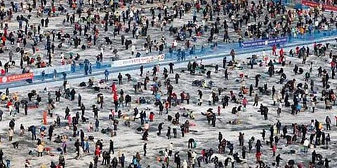 உற்சாகமாக தொடங்கிய தென்கொரிய மீன்பிடித் திருவிழா