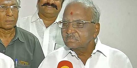 ஆர்.கே.நகர் தோல்வி: மதுசூதனன் குற்றச்சாட்டு எதை காட்டுகிறது ?